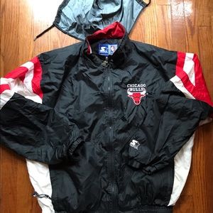 Early 90s VINTAGE CHICAGO BULLS STARTER JACKET